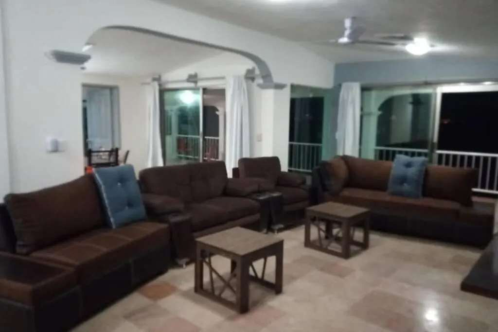 Penthouse 205 Sq M On Lagoon, 3 Bedrooms 2 Bathrooms For Up To 8 Guests Cancun