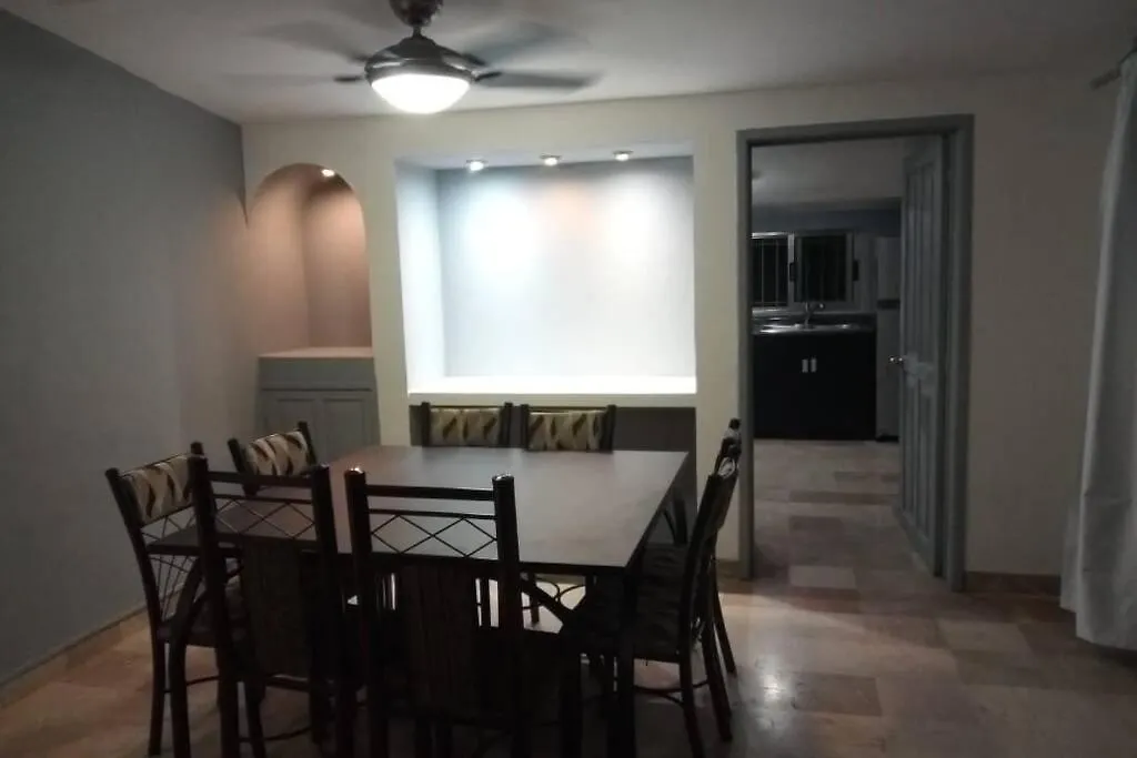 Penthouse 205 Sq M On Lagoon, 3 Bedrooms 2 Bathrooms For Up To 8 Guests Cancun Mexico
